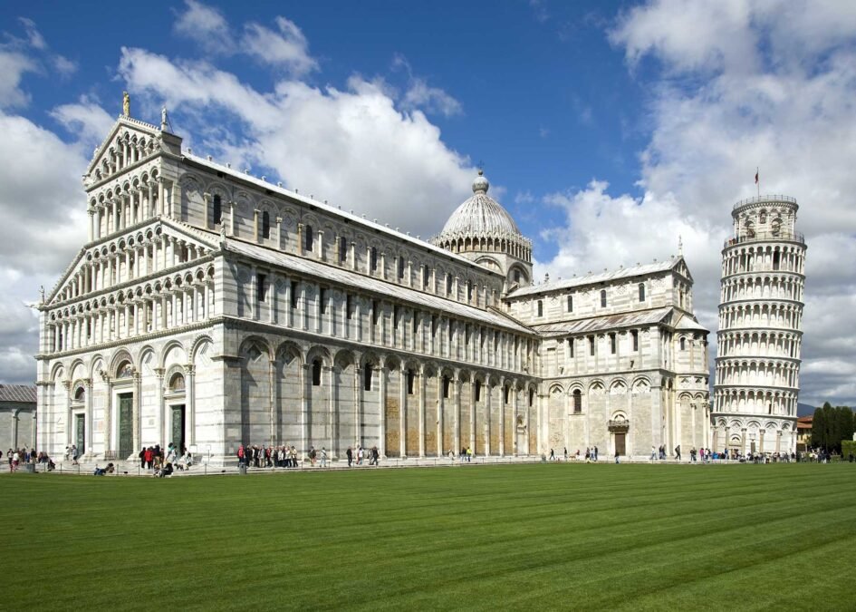 Duomo of the Archdiocese of Pisa; Romanesque architecture