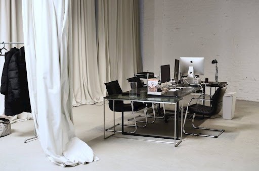 Adaptable furniture